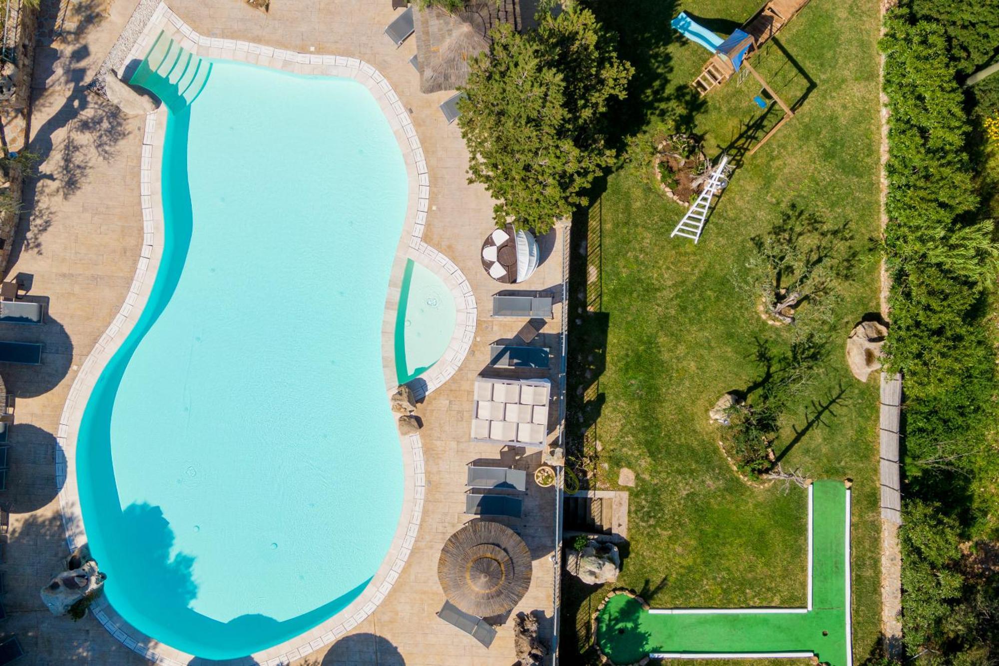 I Ginepri Hotel Cala Gonone Eksteriør billede