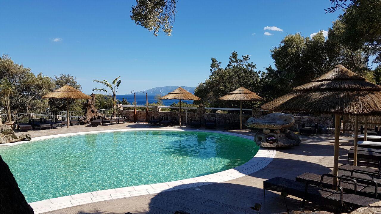 I Ginepri Hotel Cala Gonone Eksteriør billede