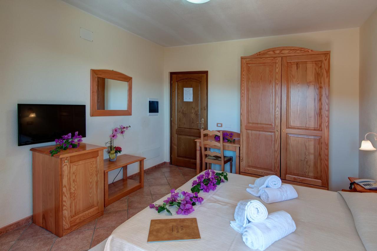 I Ginepri Hotel Cala Gonone Eksteriør billede